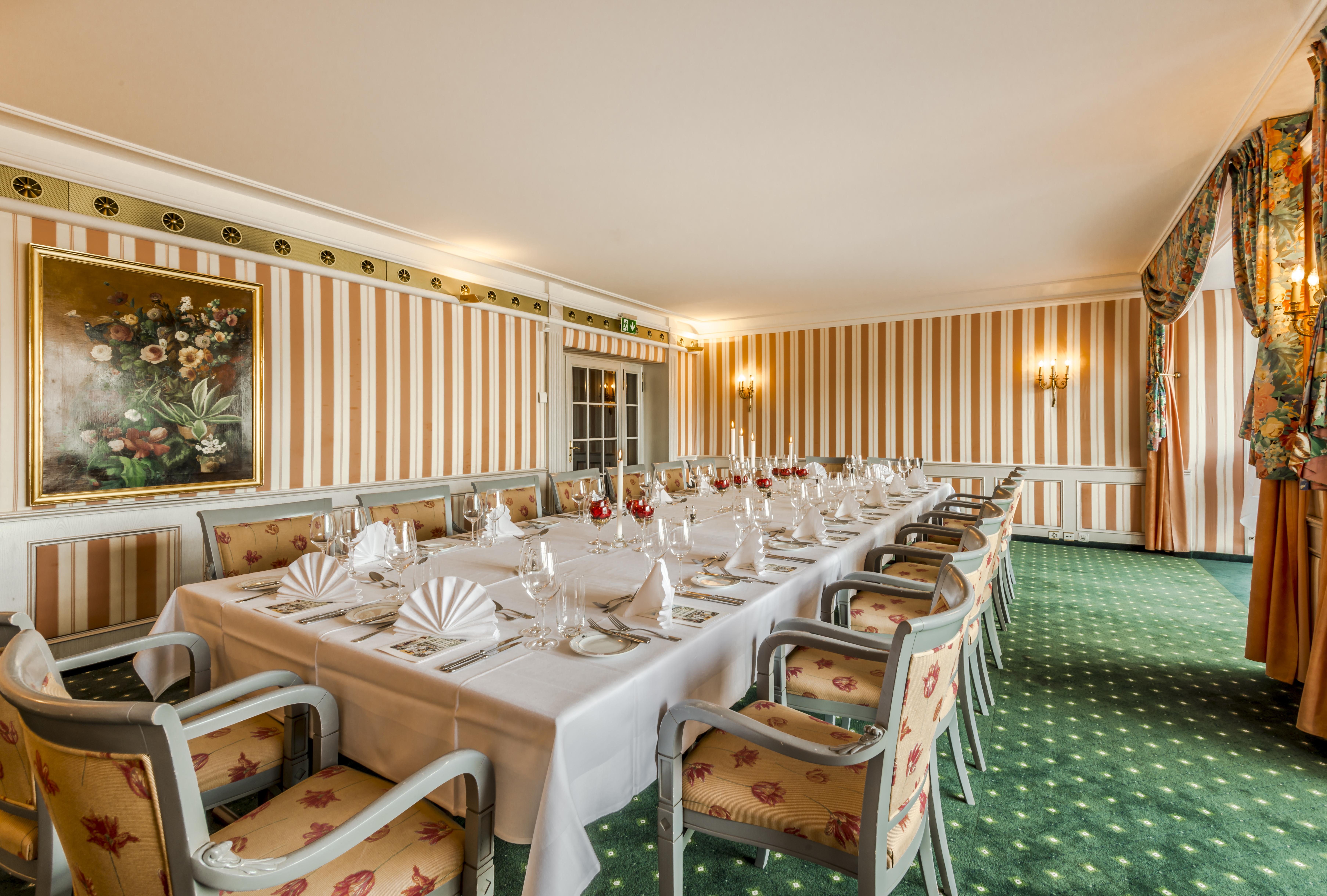 Monopol 4* Lucerna
