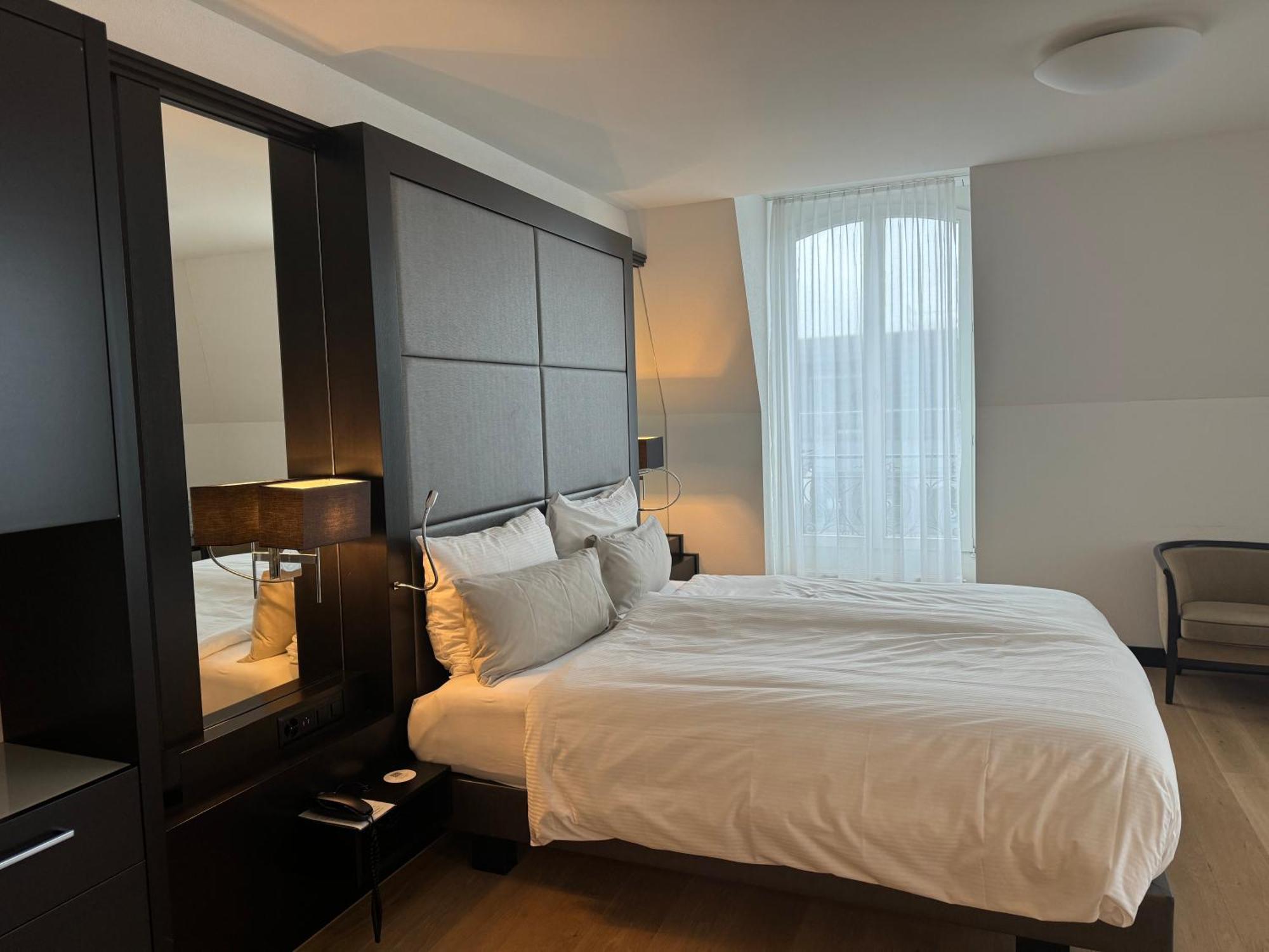Hotel Monopol 4*