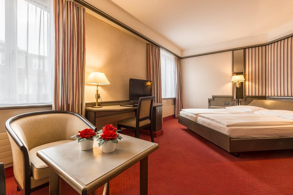 Hotel Monopol Lucerna